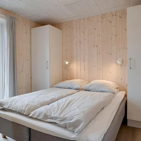 Amazing In Henne With Kitchen Hébergement de vacances *