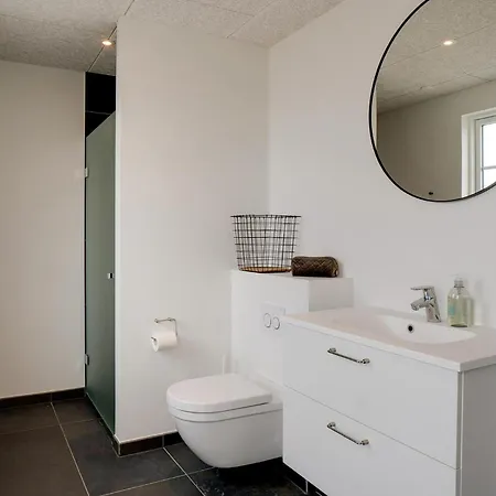 Amazing In Henne With Kitchen Henne Strand